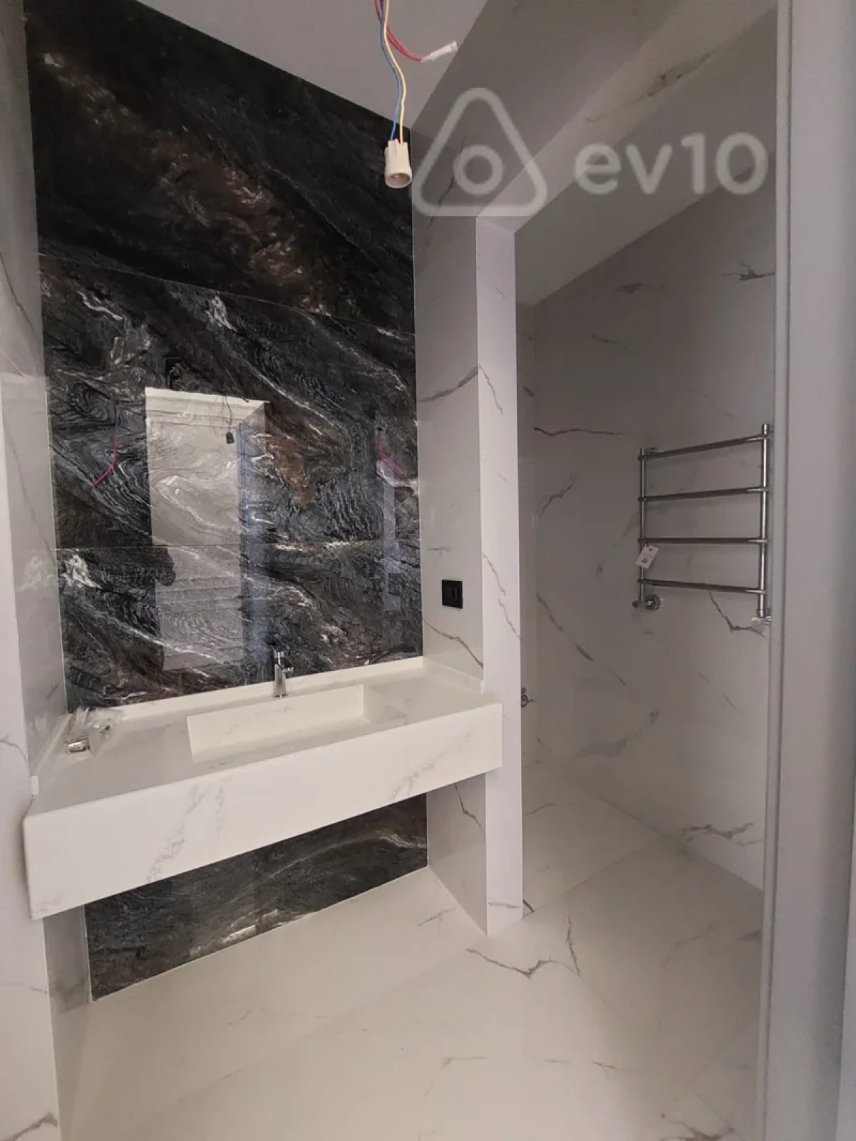 Satılır 4 otaqlı yeni tikili 225 m²