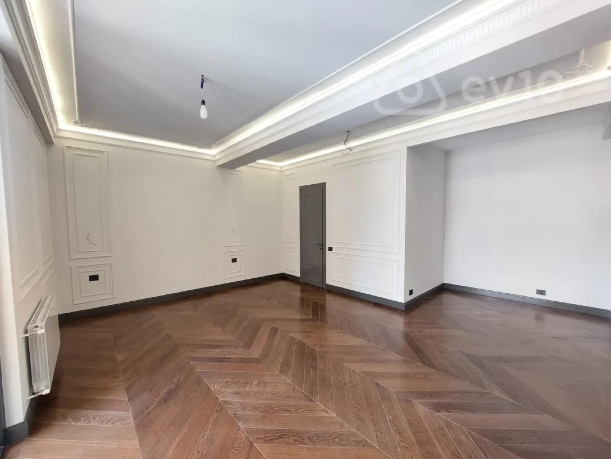 Satılır 4 otaqlı yeni tikili 225 m²