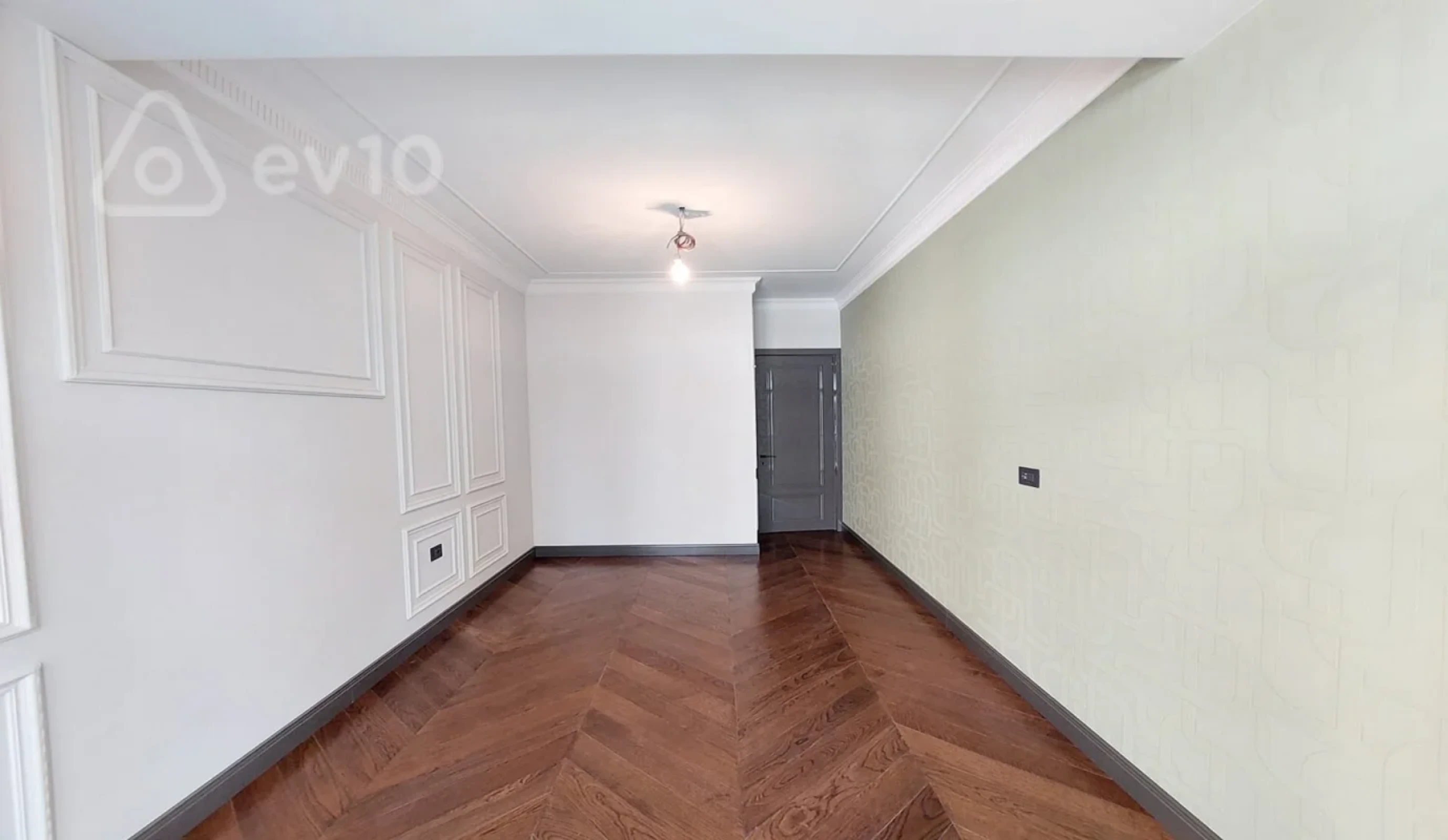 Satılır 4 otaqlı yeni tikili 225 m²