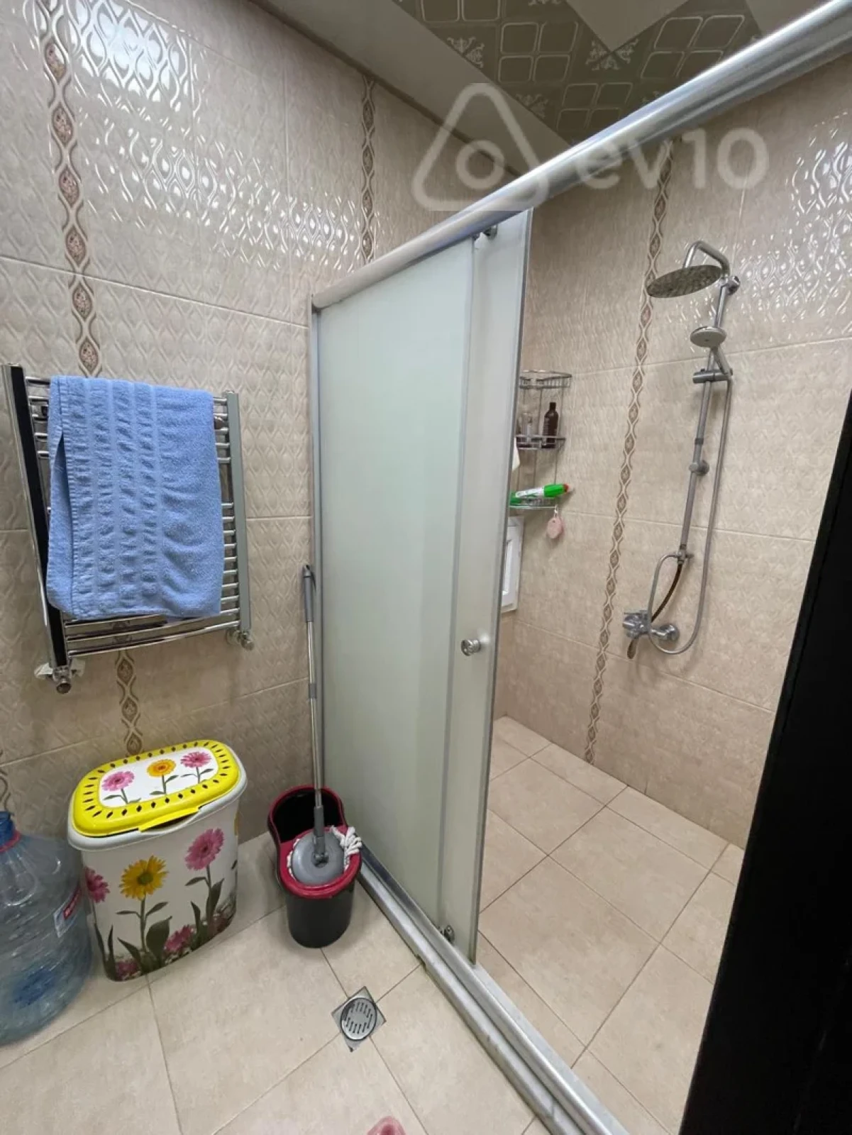 Kirayə verilir 2 otaqlı yeni tikili 101 m²