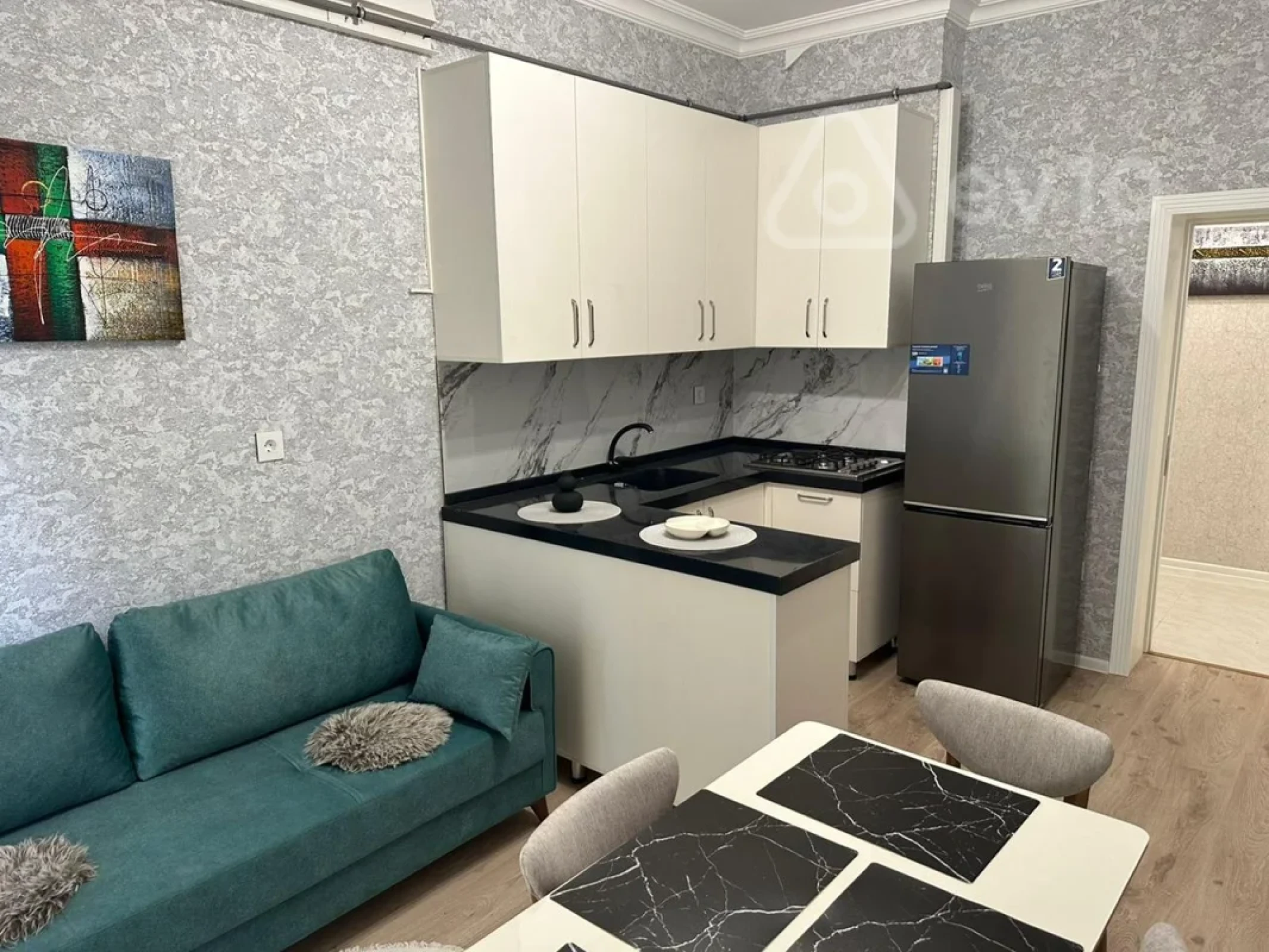 Kirayə verilir 3 otaqlı yeni tikili 100 m²