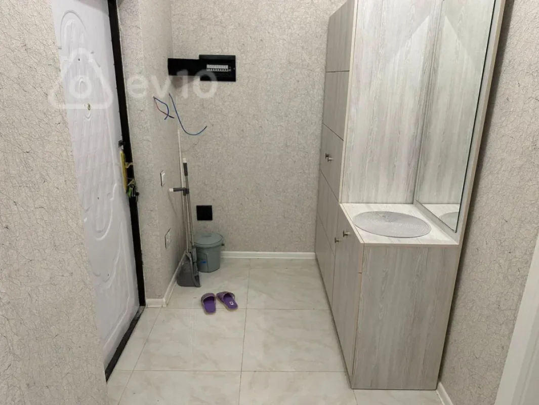 Kirayə verilir 3 otaqlı yeni tikili 100 m²