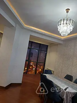 Kirayə verilir 2 otaqlı yeni tikili 113 m²