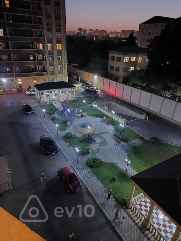 Kirayə verilir 2 otaqlı yeni tikili 113 m²