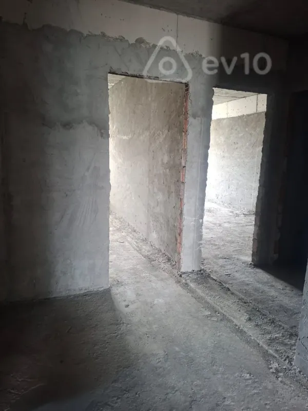 Satılır 2 otaqlı yeni tikili 100.5 m²