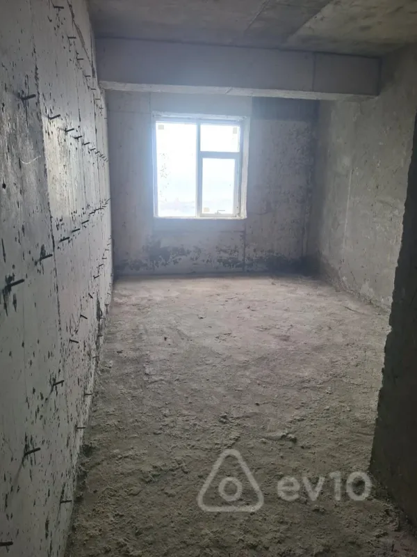 Satılır 2 otaqlı yeni tikili 100.5 m²