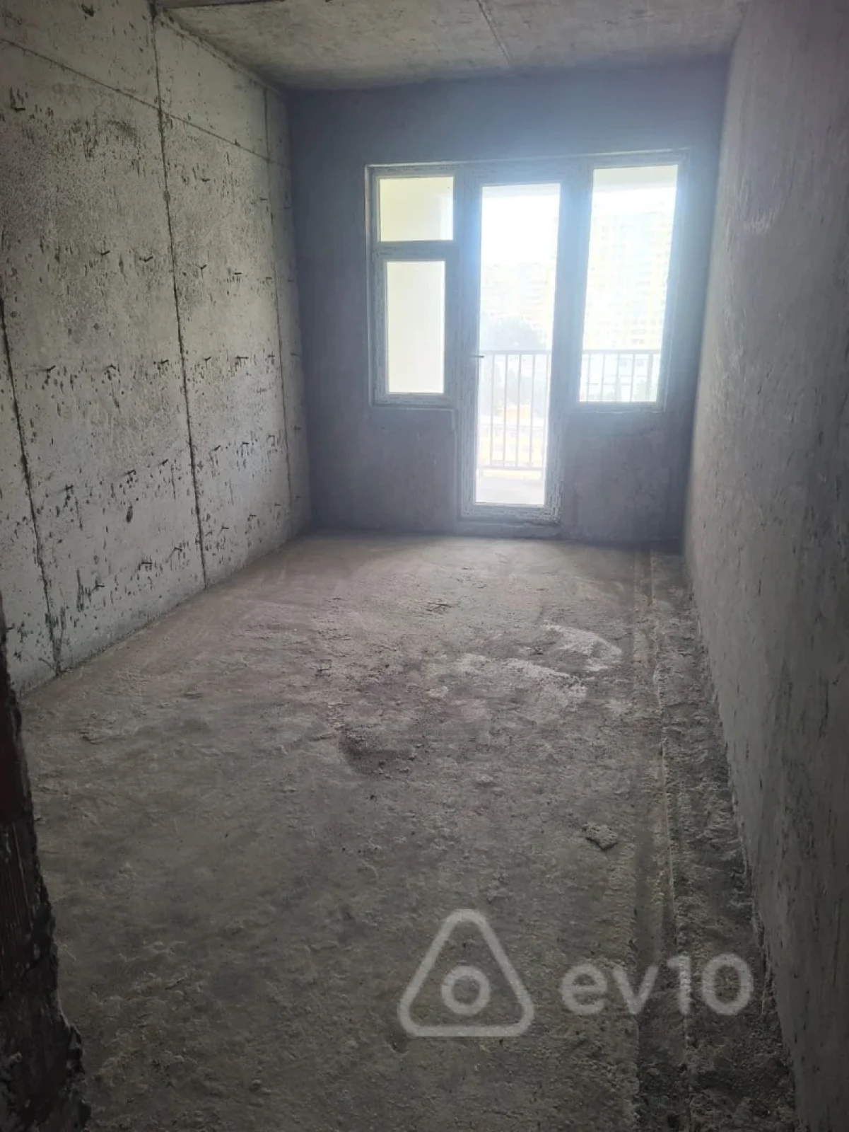 Satılır 2 otaqlı yeni tikili 100.5 m²