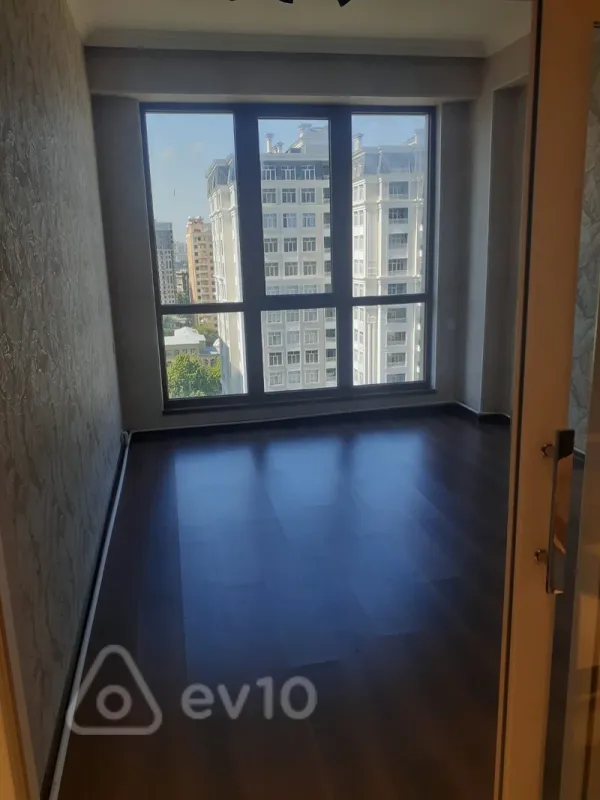 Satılır 2 otaqlı yeni tikili 56 m²