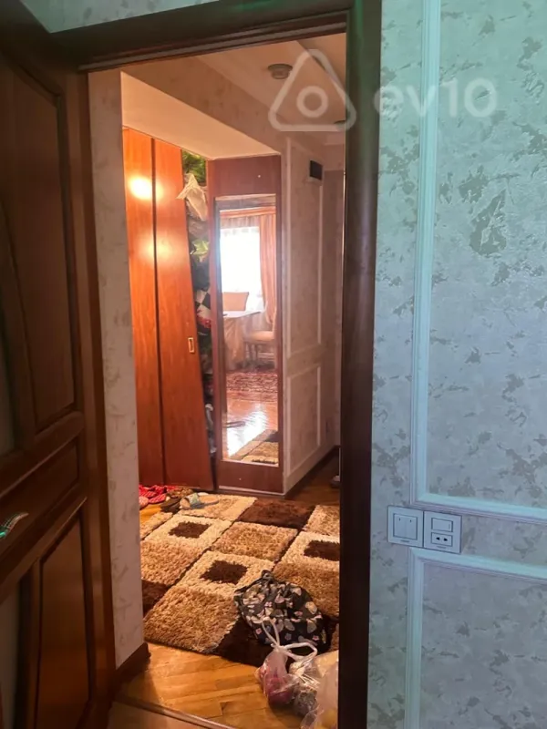 Satılır 3 otaqlı köhnə tikili 50 m²