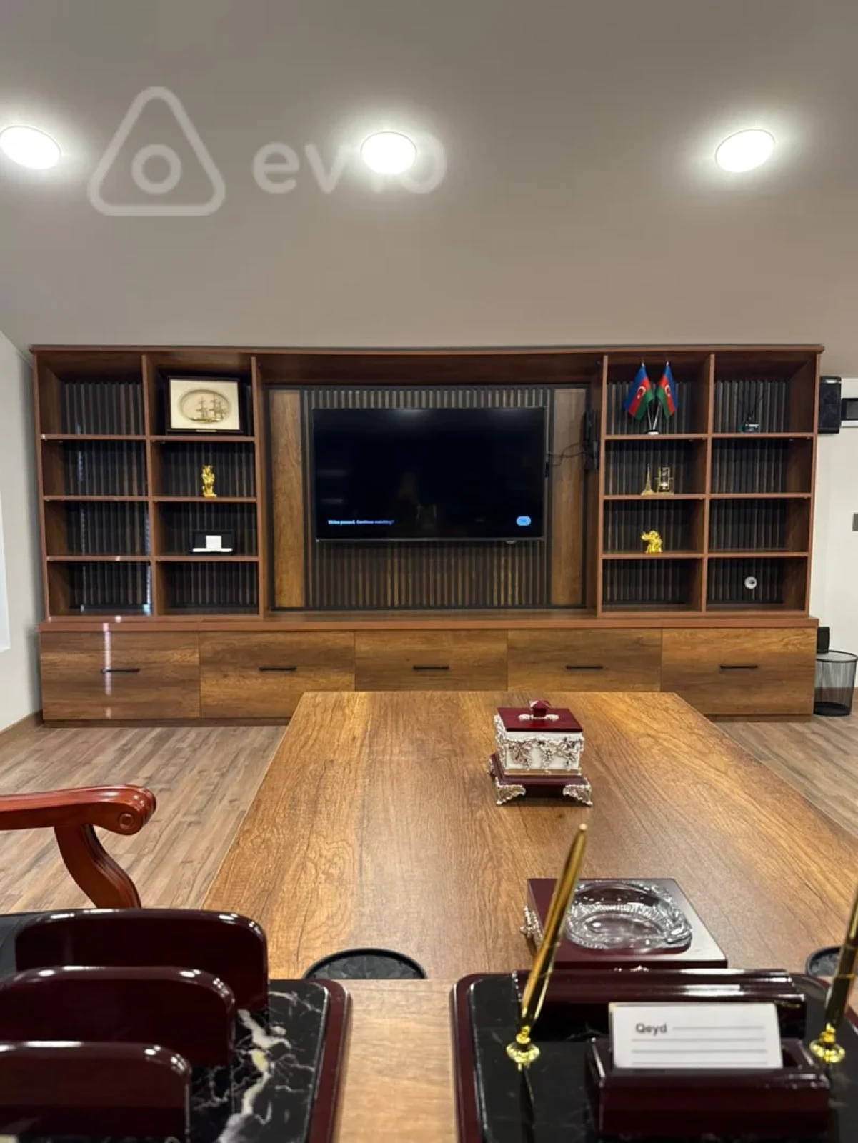 Kirayə verilir 2 otaqlı ofis 62 m²