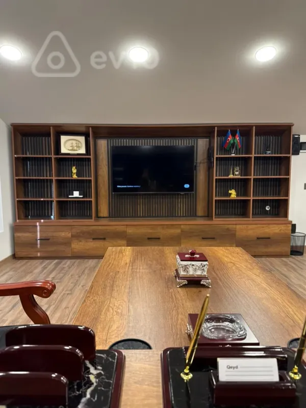 Kirayə verilir 2 otaqlı ofis 62 m²