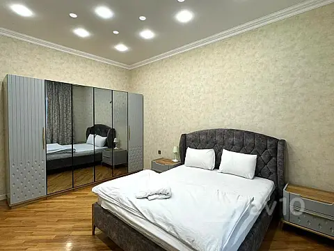 Kirayə verilir 3 otaqlı yeni tikili 105 m²