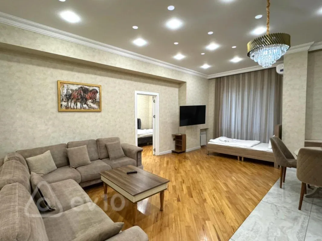 Kirayə verilir 3 otaqlı yeni tikili 105 m²
