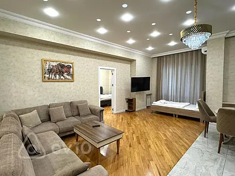 Kirayə verilir 3 otaqlı yeni tikili 105 m²