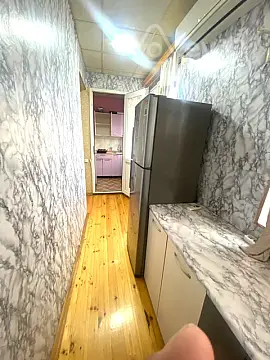 Kirayə verilir 2 otaqlı köhnə tikili 60 m²