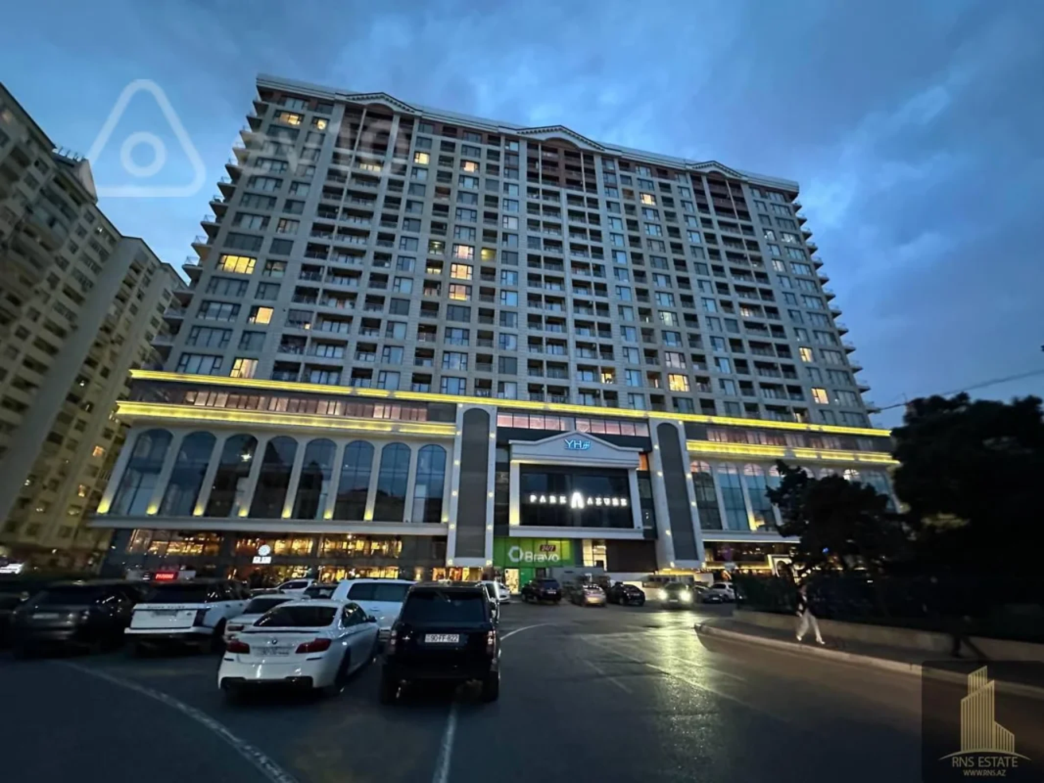 Kirayə verilir 4 otaqlı yeni tikili 190 m²