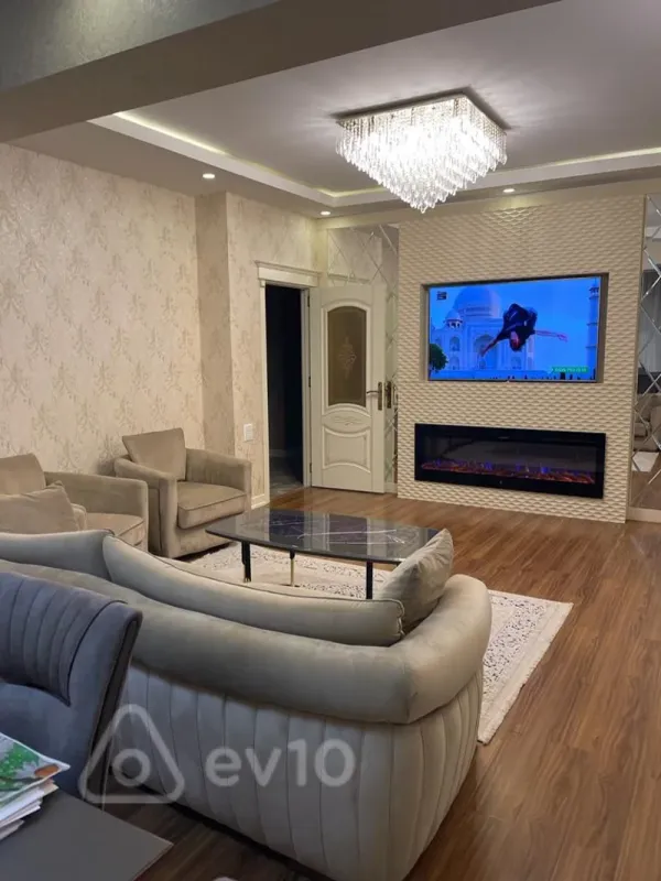 Kirayə verilir 4 otaqlı yeni tikili 190 m²