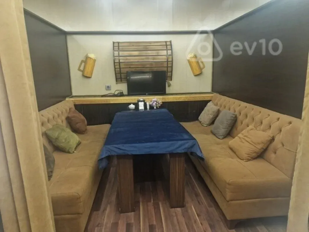 Kirayə verilir mənzil 350 m²