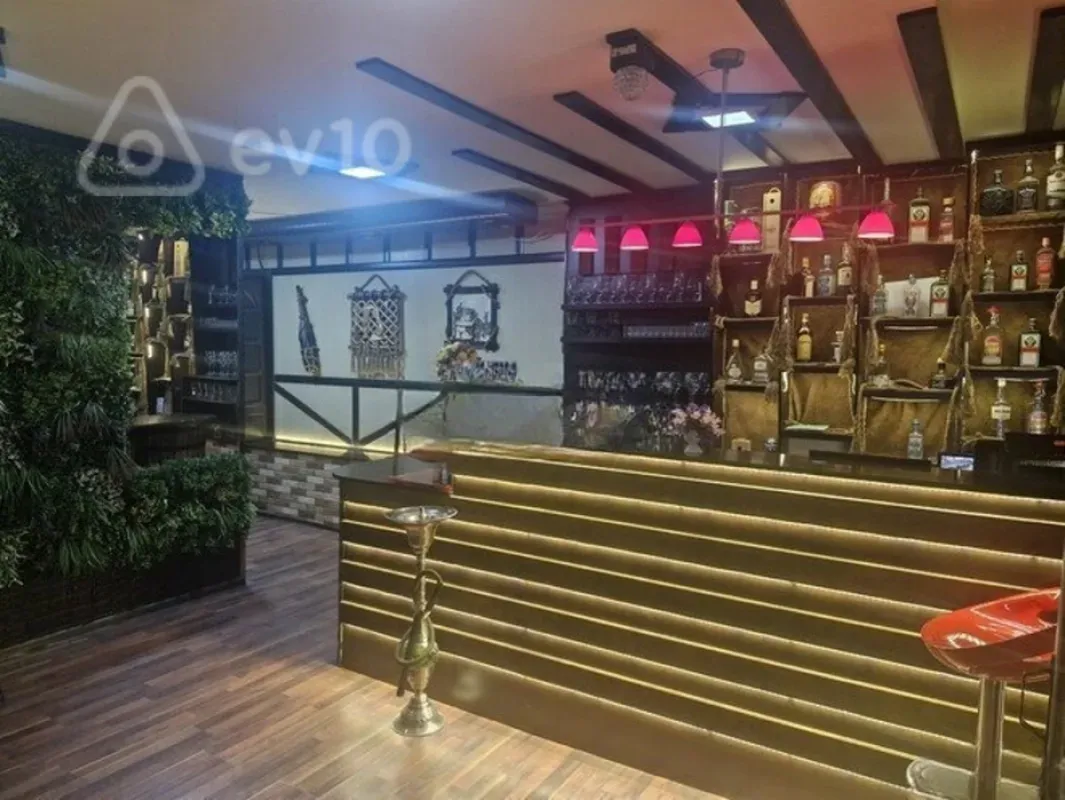 Kirayə verilir mənzil 350 m²