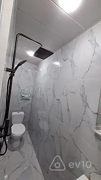 Satılır 2 otaqlı köhnə tikili 65 m²