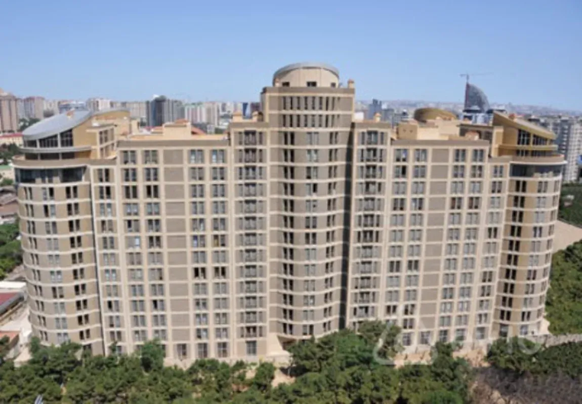 Satılır 3 otaqlı yeni tikili 146 m²