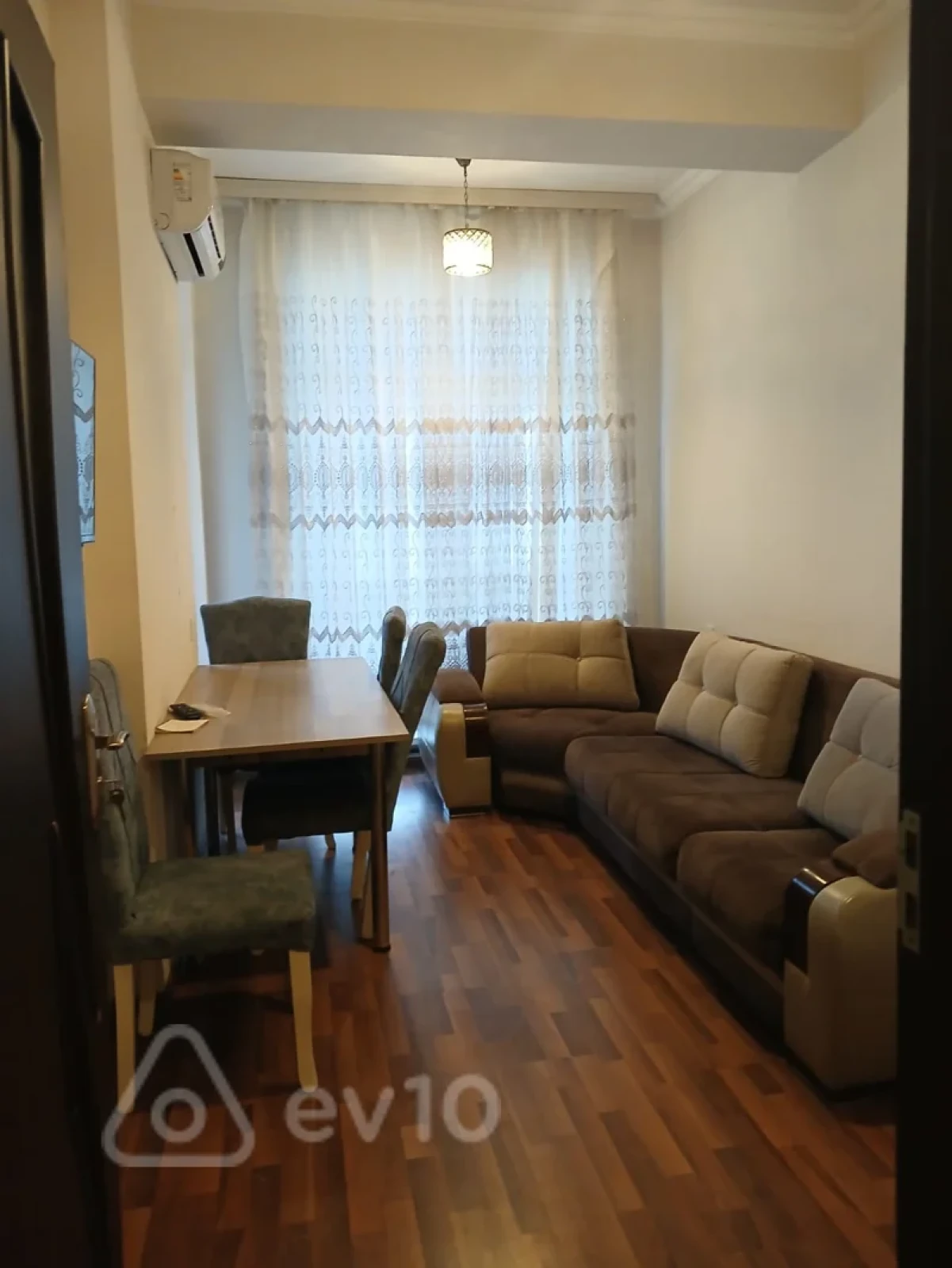 Kirayə verilir 2 otaqlı yeni tikili 60 m²