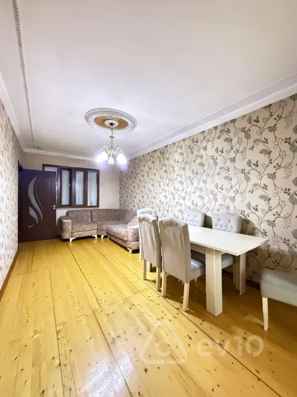Satılır 2 otaqlı yeni tikili 75 m²