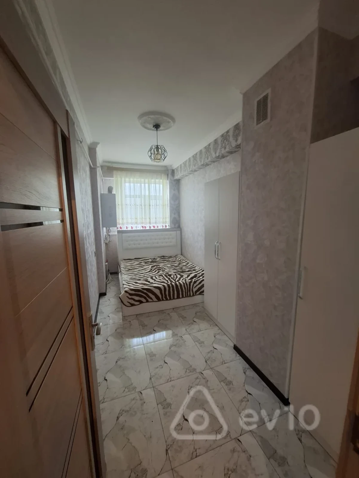 Kirayə verilir 2 otaqlı yeni tikili 55 m²