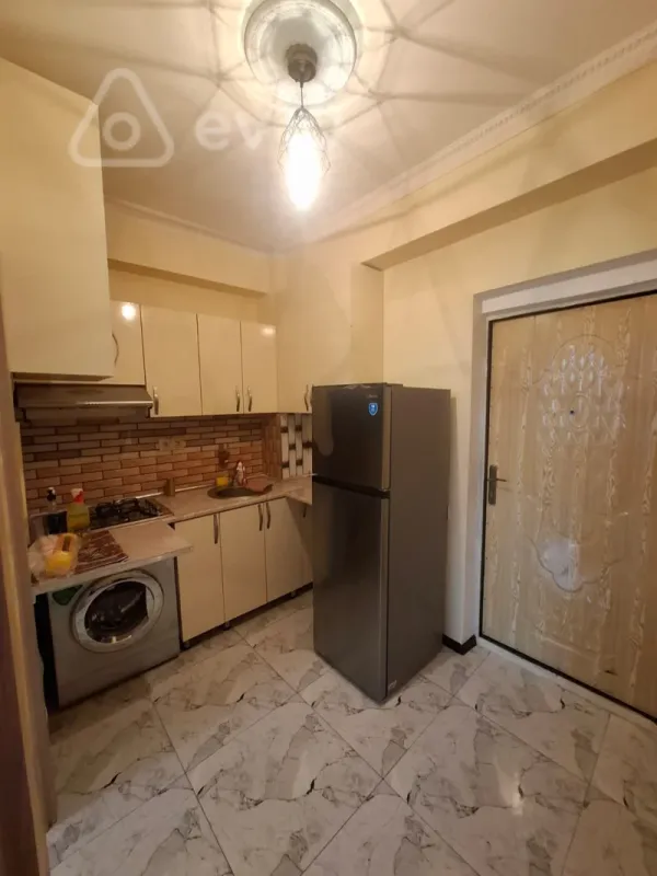 Kirayə verilir 2 otaqlı yeni tikili 55 m²