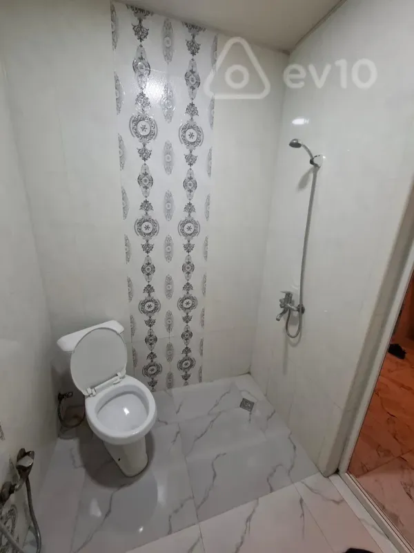 Kirayə verilir 2 otaqlı yeni tikili 55 m²
