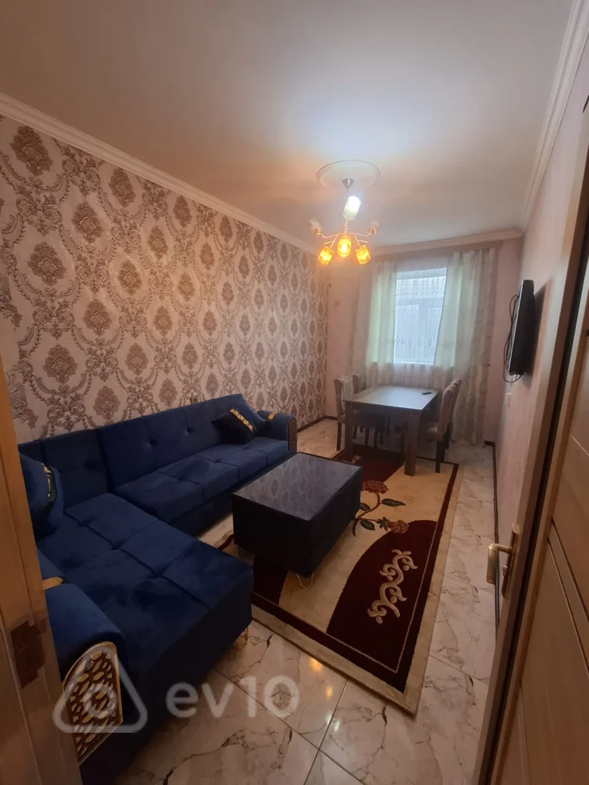 Kirayə verilir 2 otaqlı yeni tikili 55 m²