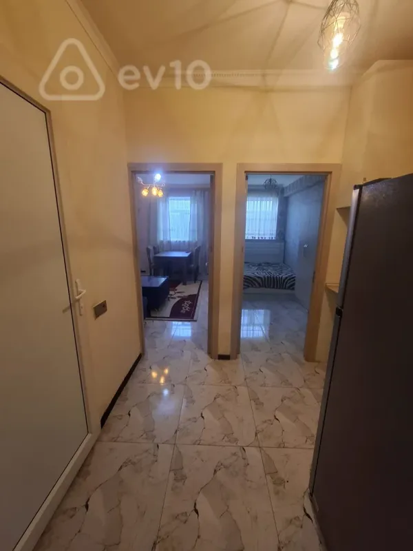 Kirayə verilir 2 otaqlı yeni tikili 55 m²