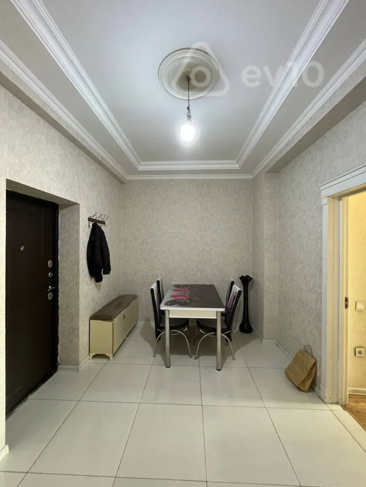 Satılır 2 otaqlı yeni tikili 63 m²