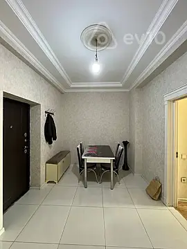 Satılır 2 otaqlı yeni tikili 63 m²