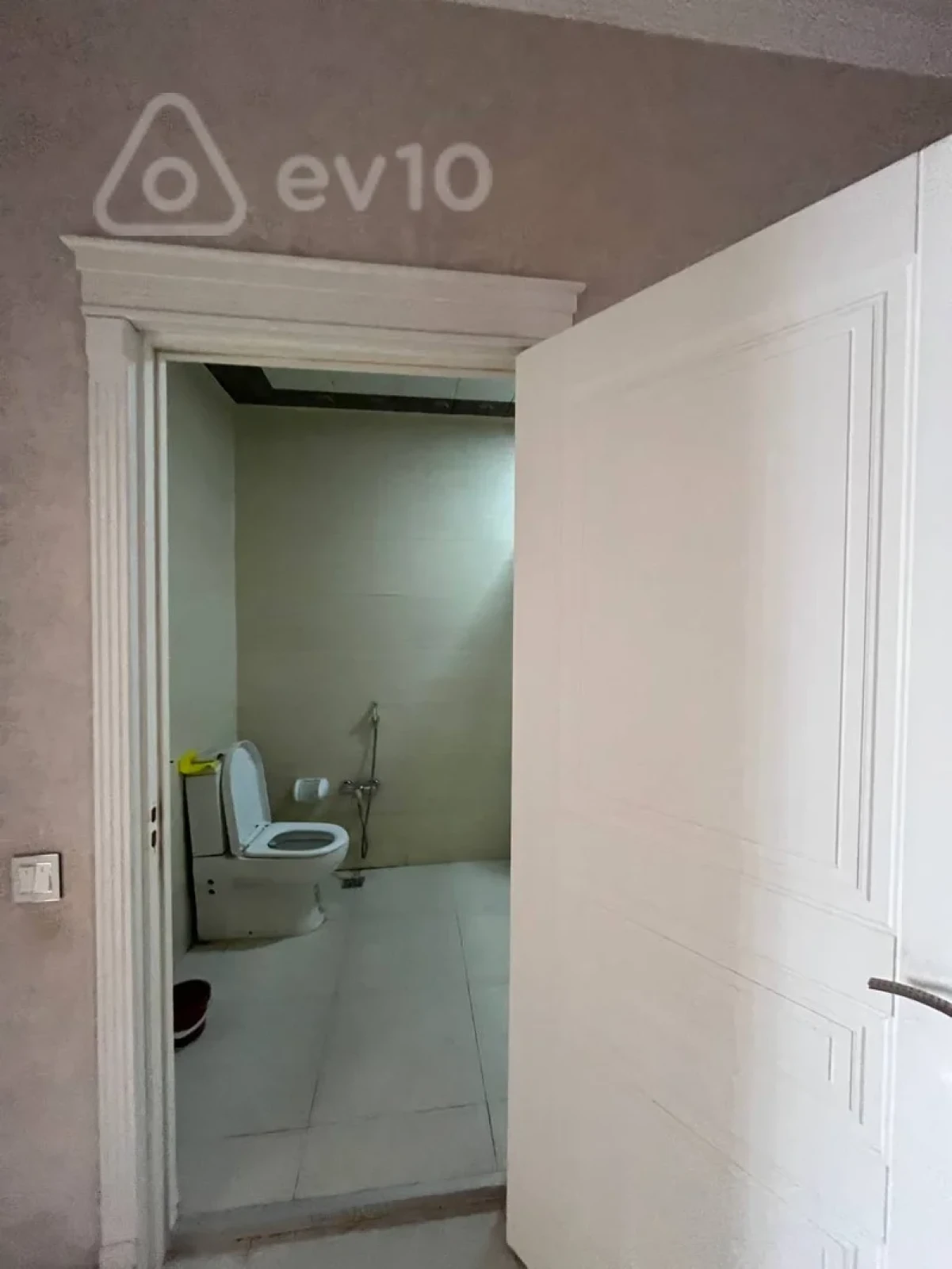 Satılır 2 otaqlı yeni tikili 63 m²