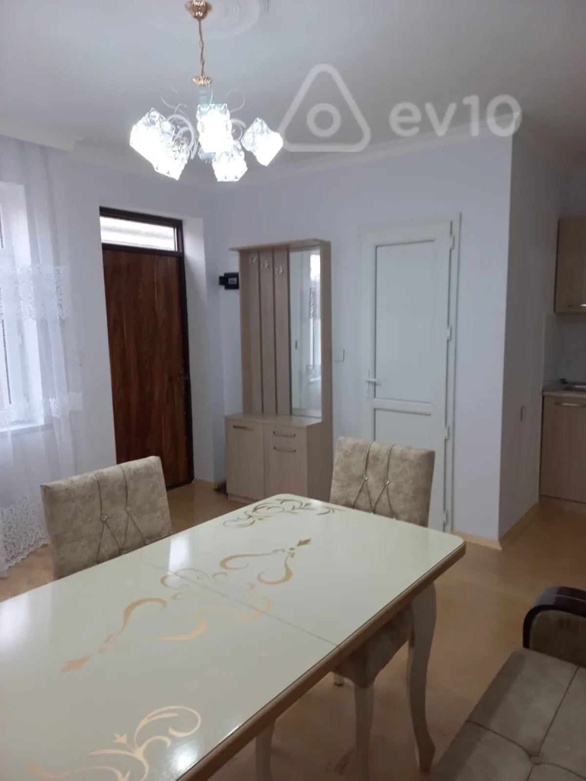 Kirayə verilir 2 otaqlı həyət evi 50 m²
