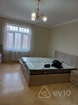 Kirayə verilir 2 otaqlı həyət evi 50 m²