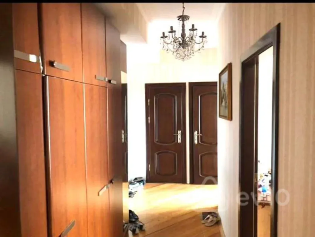 Kirayə verilir 2 otaqlı yeni tikili 80 m²