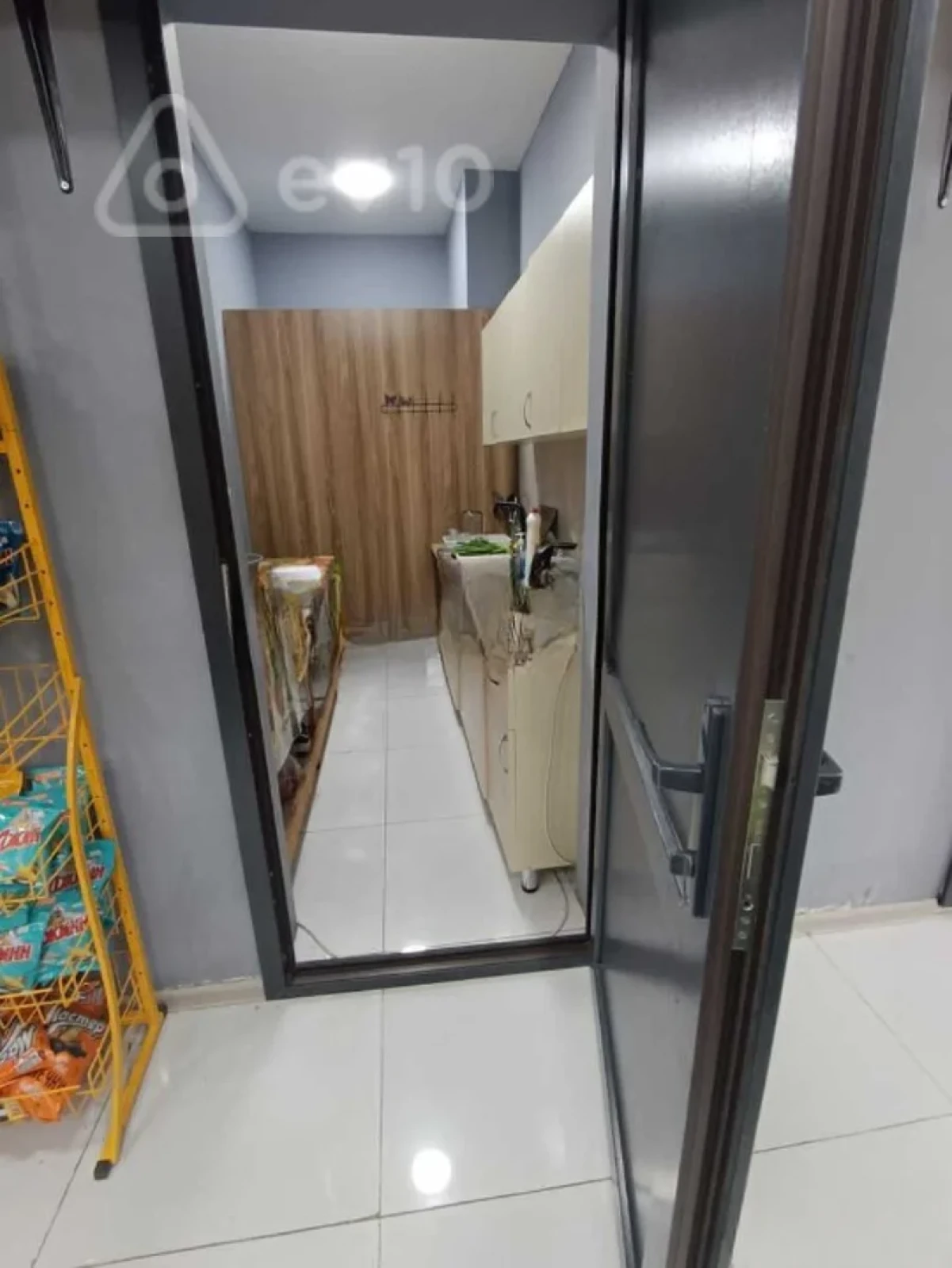 Kirayə verilir mənzil 200 m²