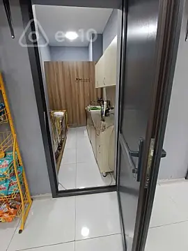 Kirayə verilir mənzil 200 m²