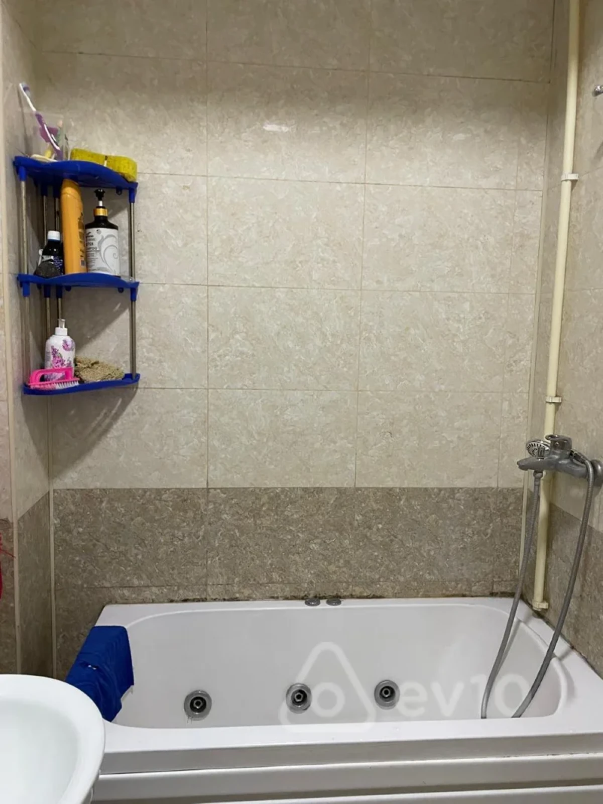 Kirayə verilir 2 otaqlı yeni tikili 45 m²