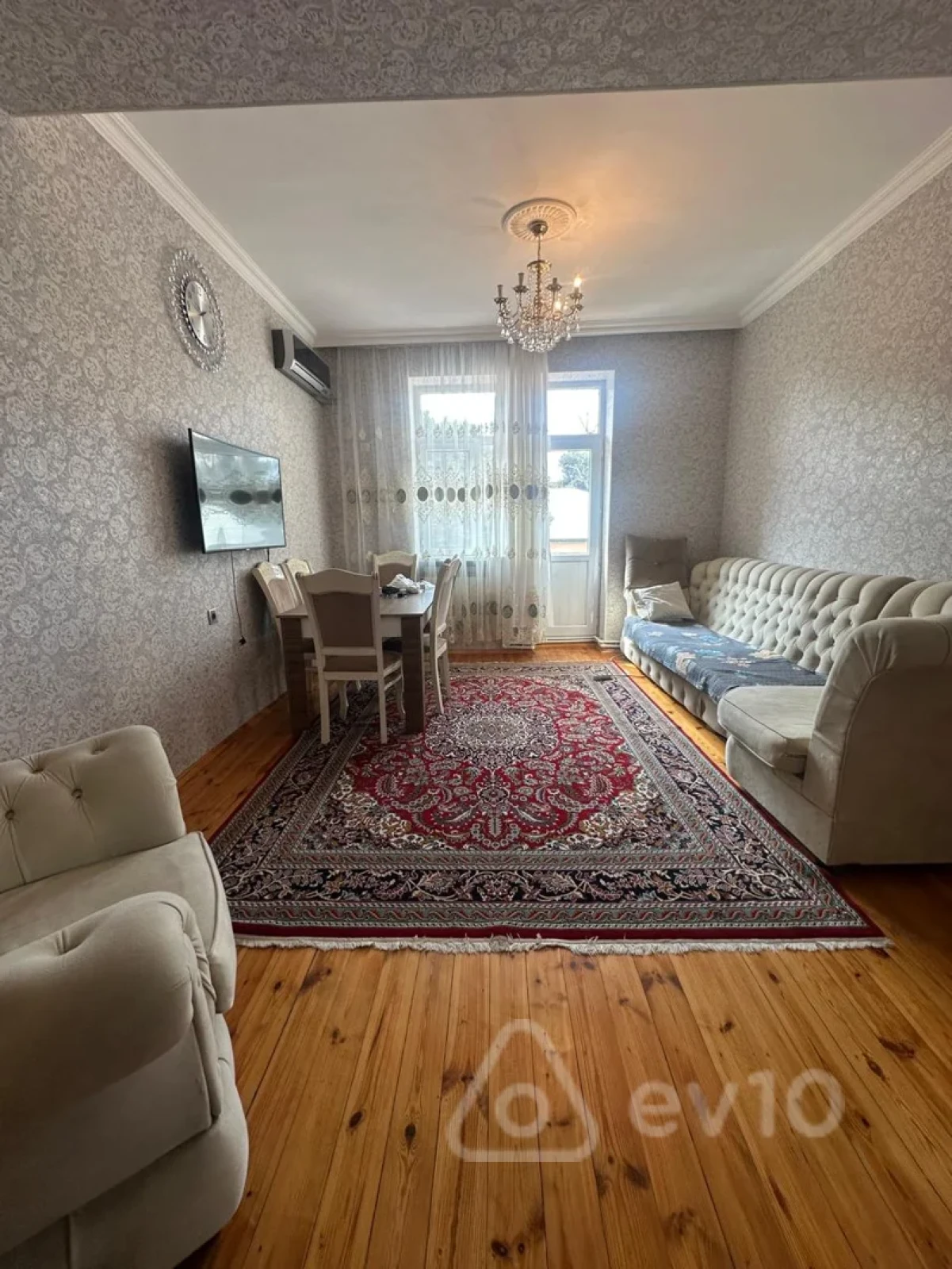 Satılır 2 otaqlı yeni tikili 75 m²