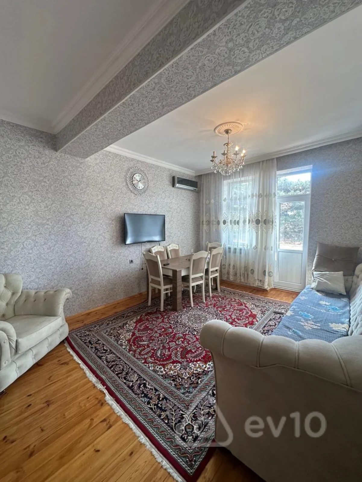 Satılır 2 otaqlı yeni tikili 75 m²