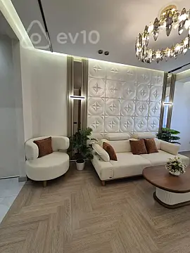 Kirayə verilir 2 otaqlı yeni tikili 65 m²