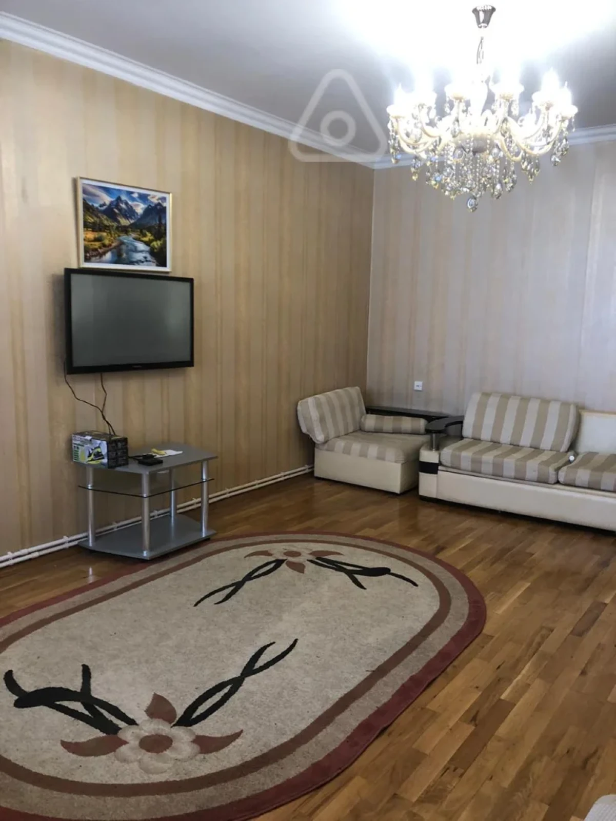 Kirayə verilir 3 otaqlı yeni tikili 120 m²