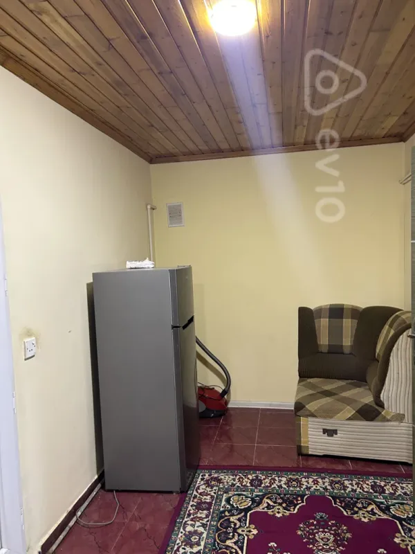 Kirayə verilir 3 otaqlı köhnə tikili 75 m²