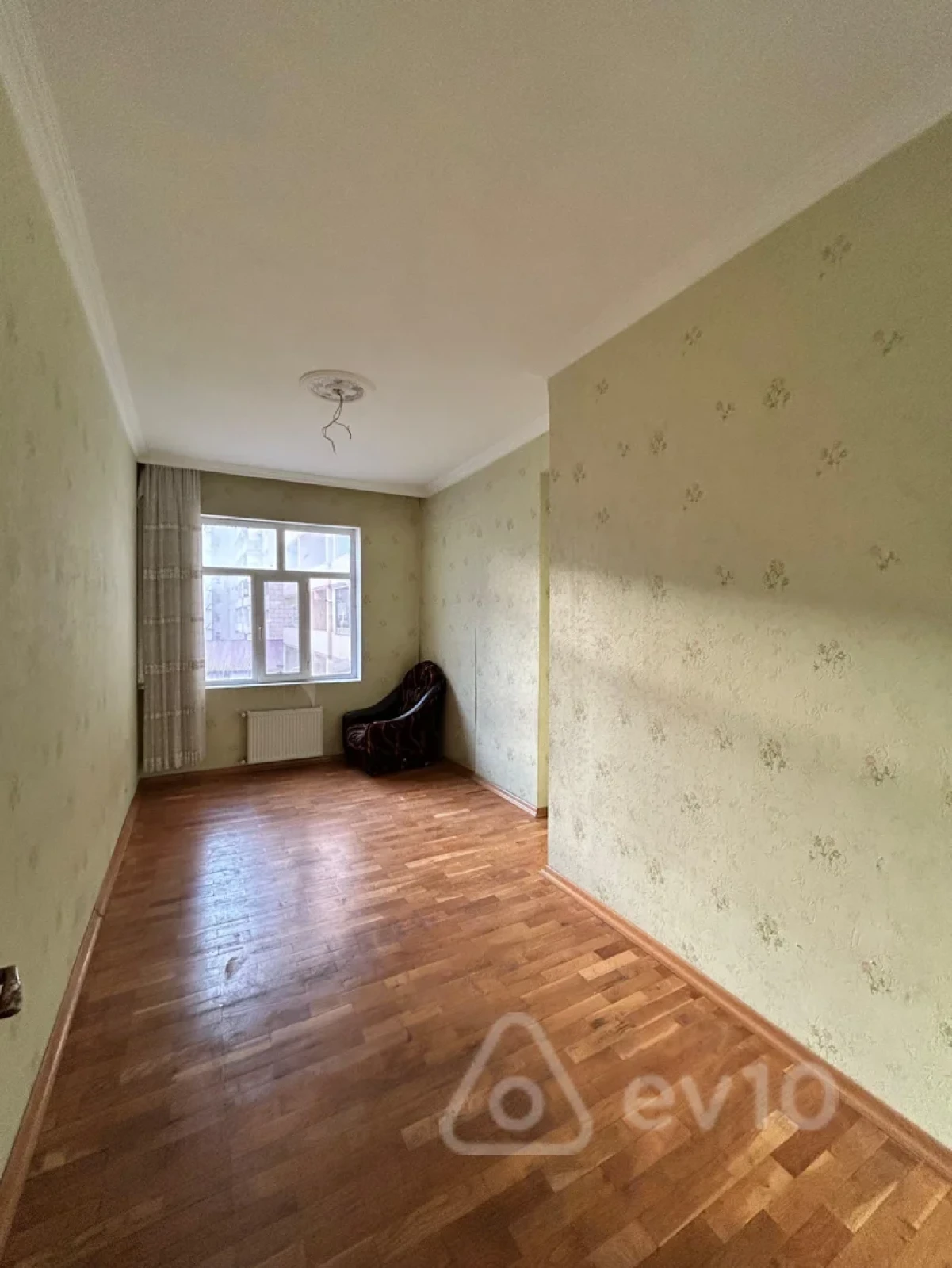 Satılır 3 otaqlı yeni tikili 88 m²