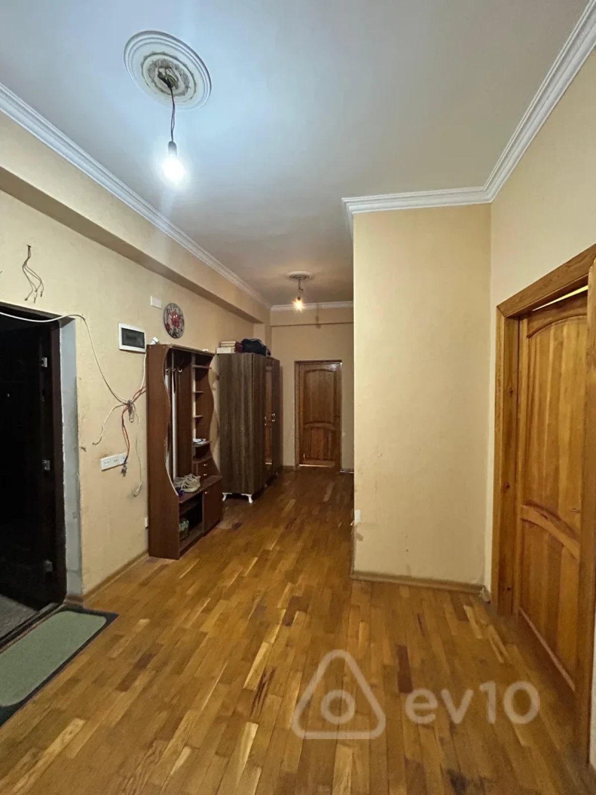 Satılır 3 otaqlı yeni tikili 88 m²