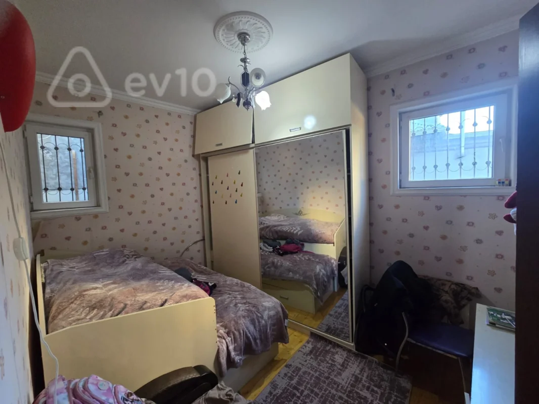 Satılır 3 otaqlı həyət evi 100 m²