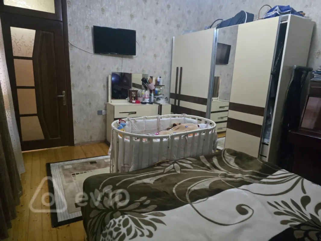 Satılır 3 otaqlı həyət evi 100 m²